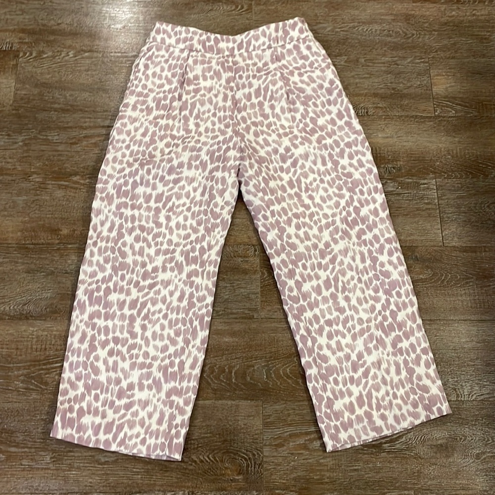 J. Crew Wide-leg Cropped Linen Blend Pants. Size 2. Excellent condition. Lined.